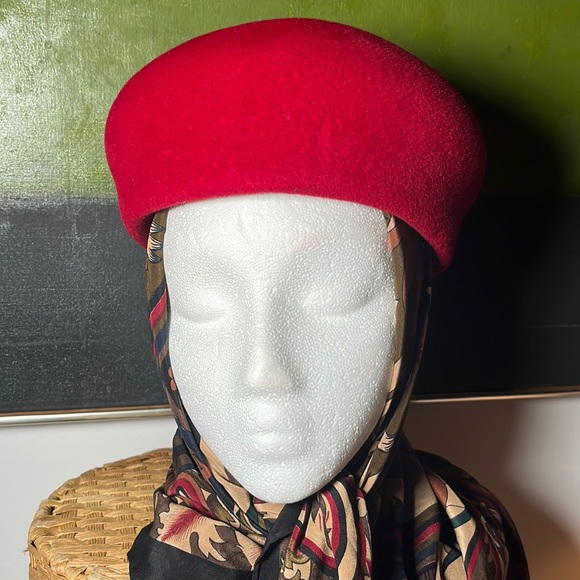 Vintage red felt hat - Picture 3 of 6